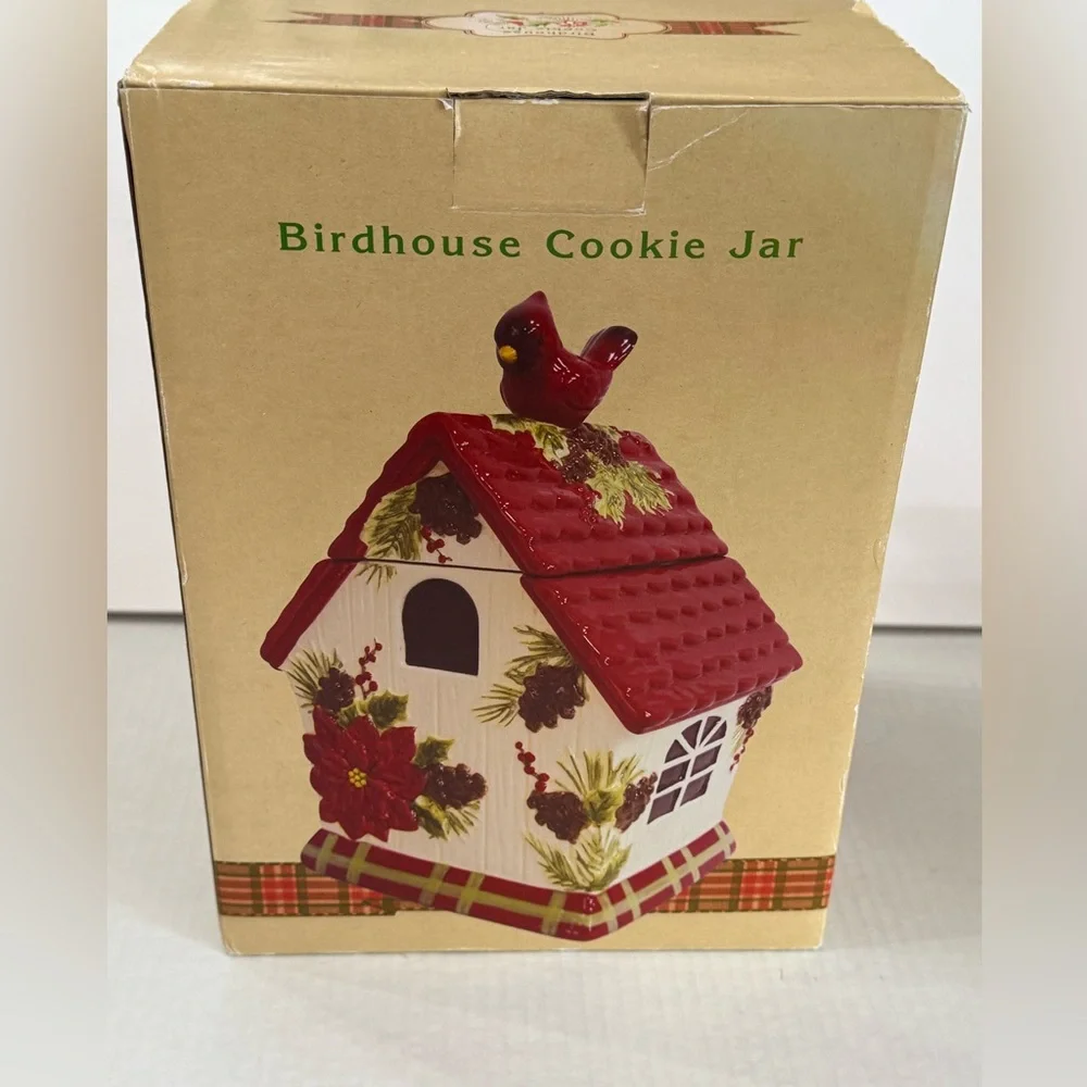 Cracker Barrel Exclusive Cardinal Pine Cone Holiday Birdhouse Cookie Jar New Box